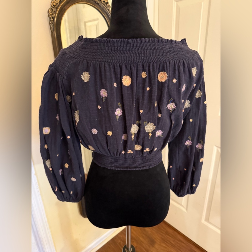 Free People Saachi Smocked off the Shoulder Top - Picture 5 of 8